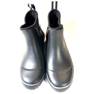 Chooka womens Ankle Waterproof Chelsea Rain Boots Black Color Rubber Sole Size 7